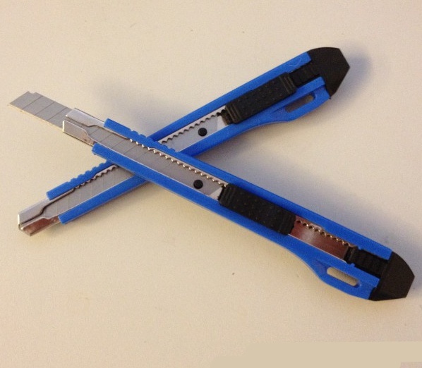 Small size 9mm utility knife